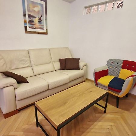 3 Room City Center Apartment By Bratislavatrip Exterior photo
